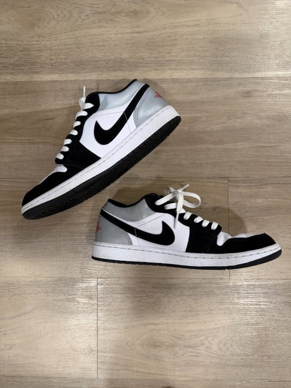 Air Jordan 1 Low SE Matte Silver Black White Red Men’s 9 HF3148-106